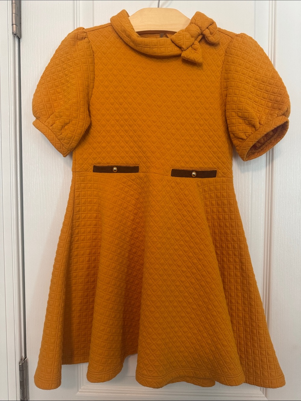 Janie & Jack Grls Sz 6 Quilted Bow-Trim Dress in Mustard Yellow w/ Brown Accents